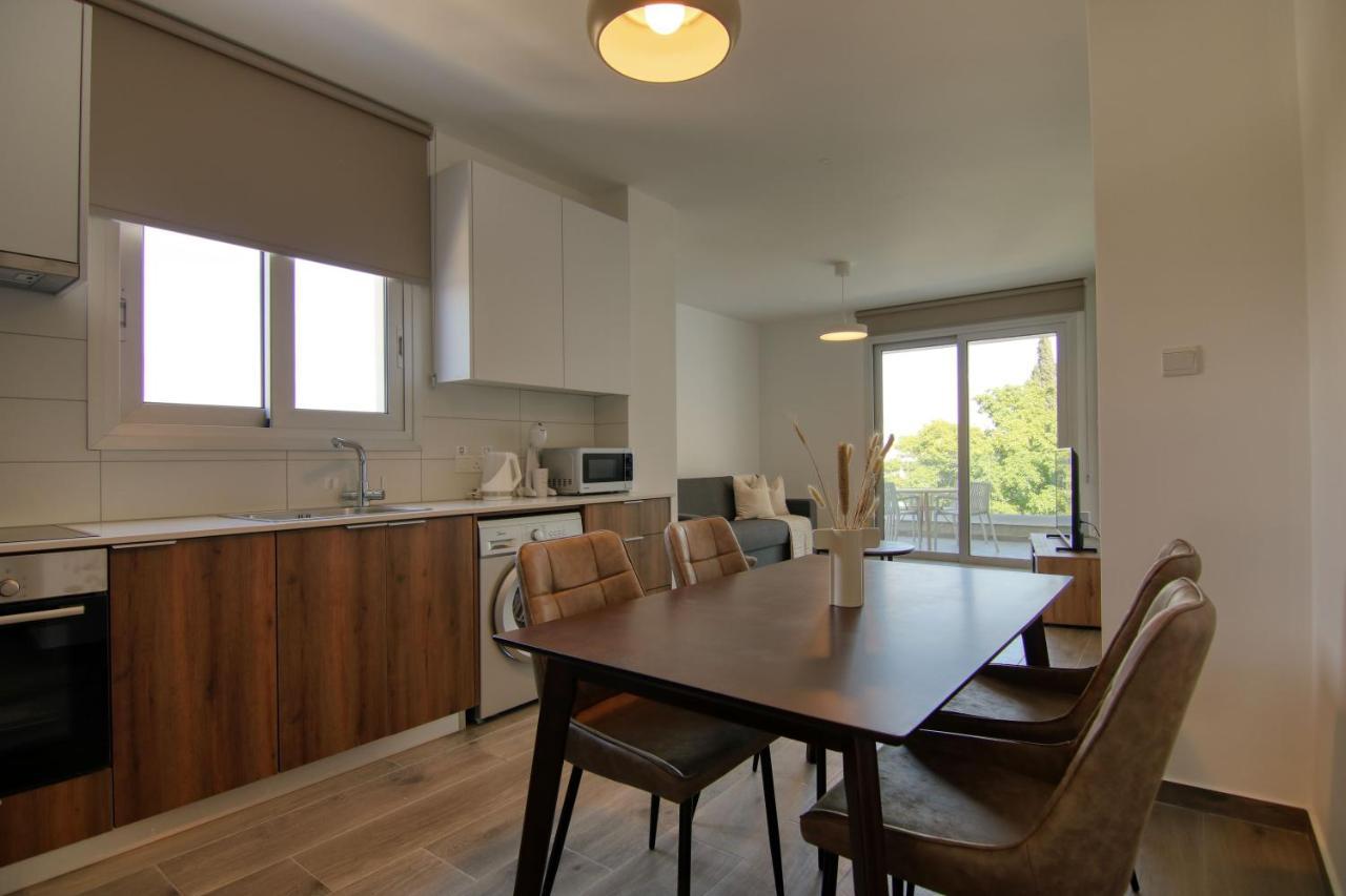 Phaedrus Living Coral Seabreeze דירה